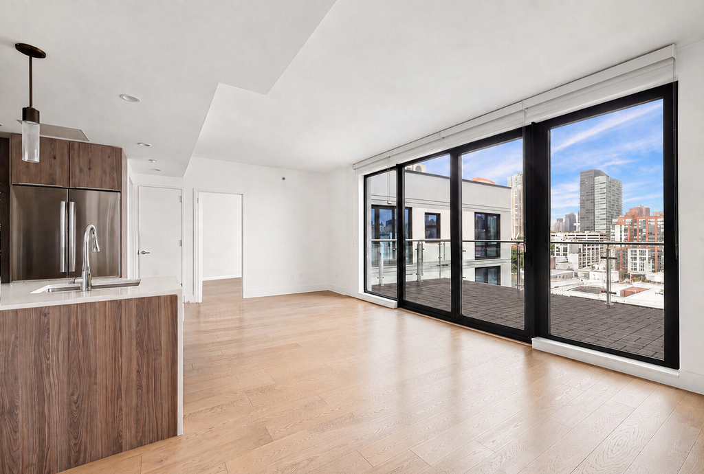 46-20 11th Street, Unit 7C photo 2