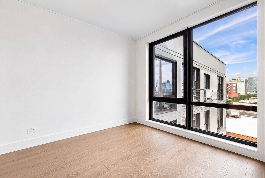 46-20 11th Street, Unit 7C photo 8