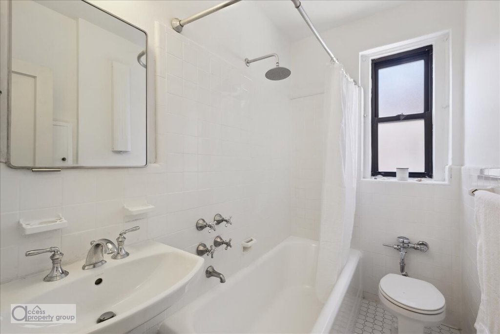 45 Park Terrace West, Unit 6E photo 7