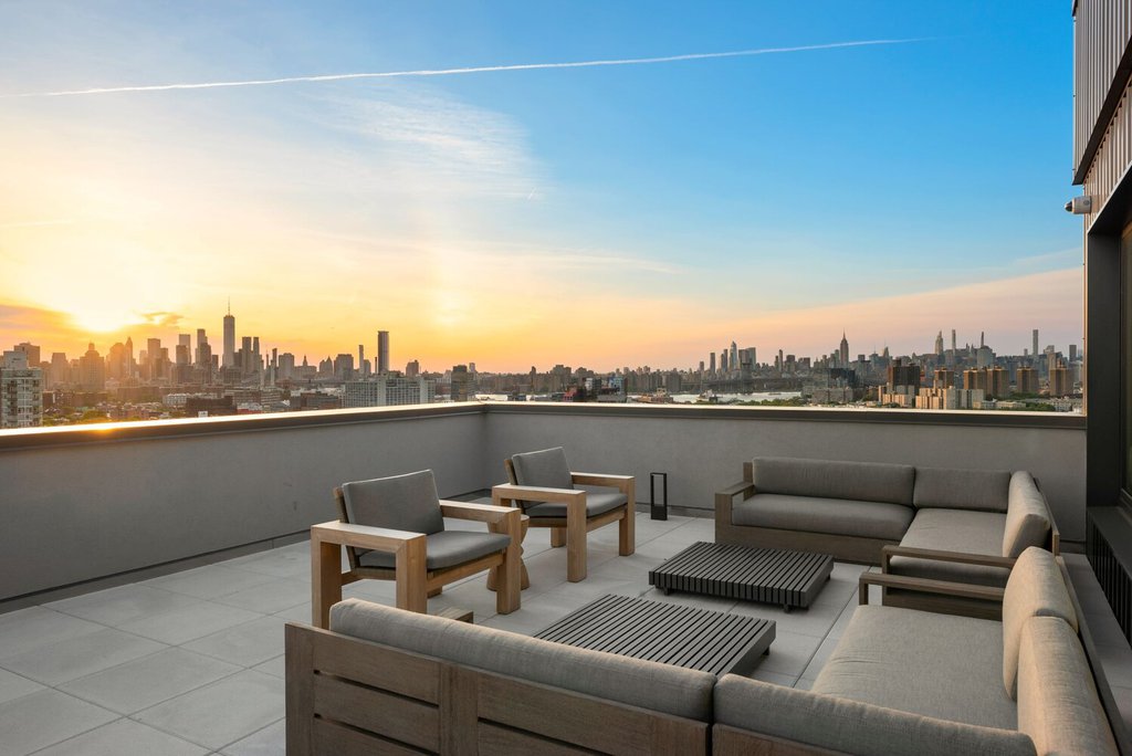 249 Willoughby Avenue, Unit 16D photo 29