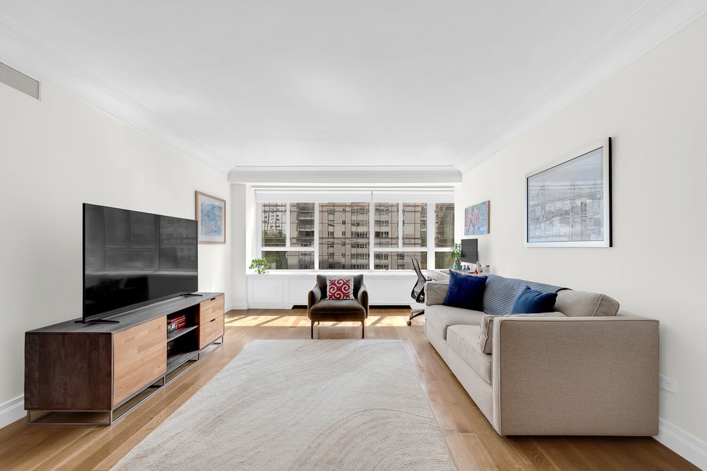 200 East 66th Street, Unit E503 photo 2