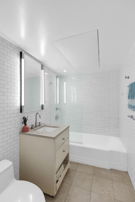 200 East 66th Street, Unit E503 photo 6