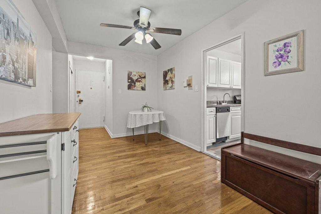 282 East 35th Street, Unit 7E photo 8