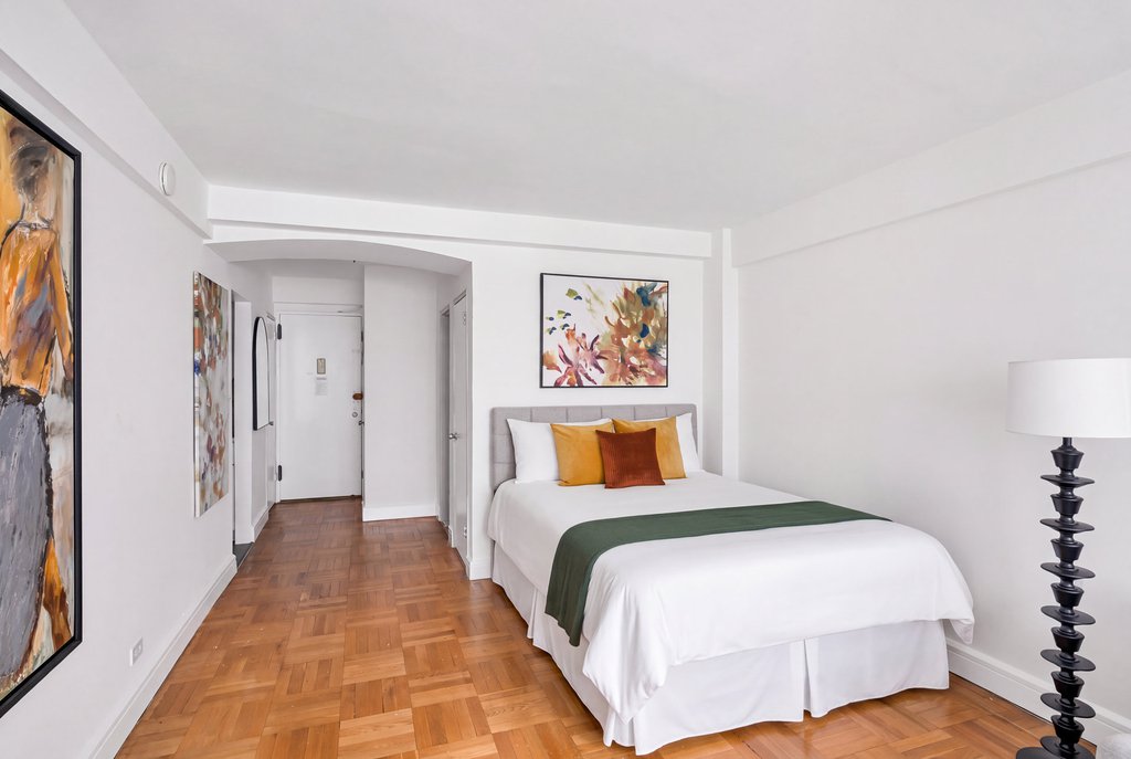 288 Lexington Avenue, Unit 4D photo 4