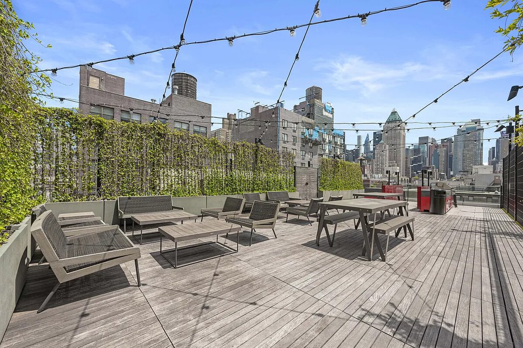 547 West 47th Street, Unit 509 photo 19