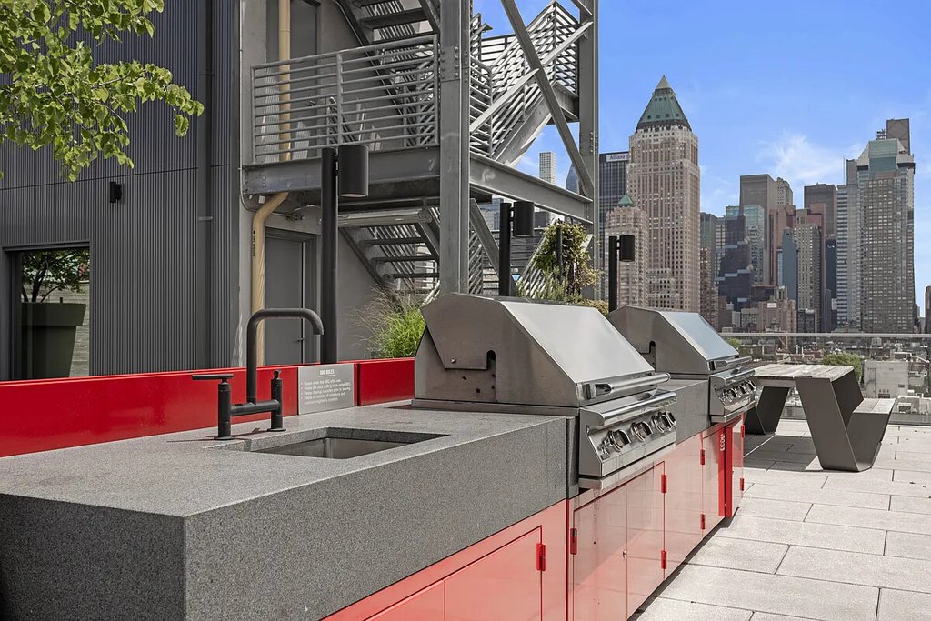 547 West 47th Street, Unit 509 photo 20