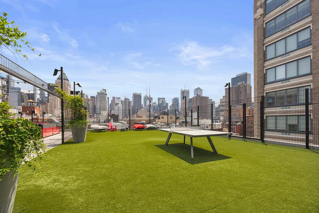 547 West 47th Street, Unit 509 photo 21