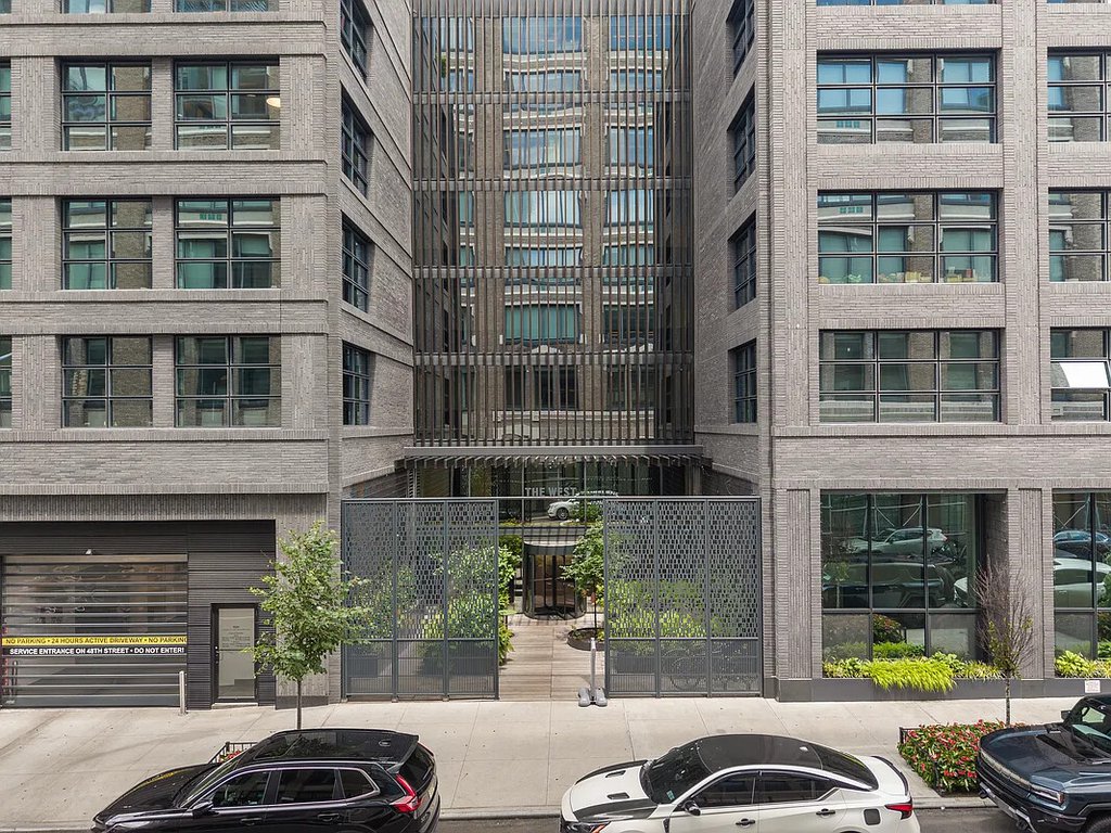 547 West 47th Street, Unit 509 photo 29