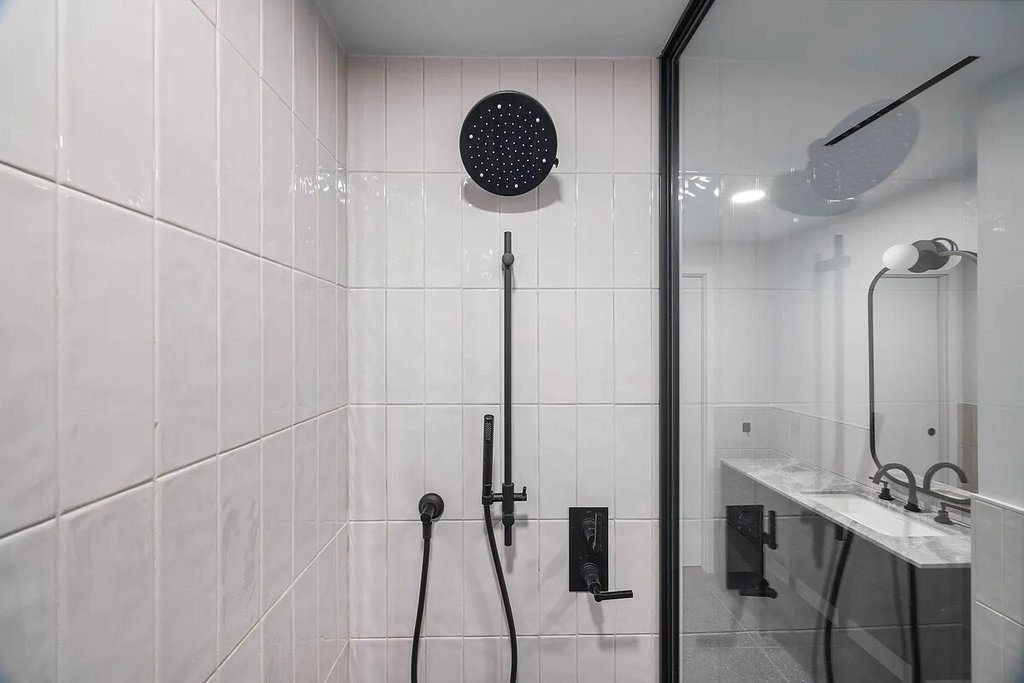 547 West 47th Street, Unit 509 photo 34