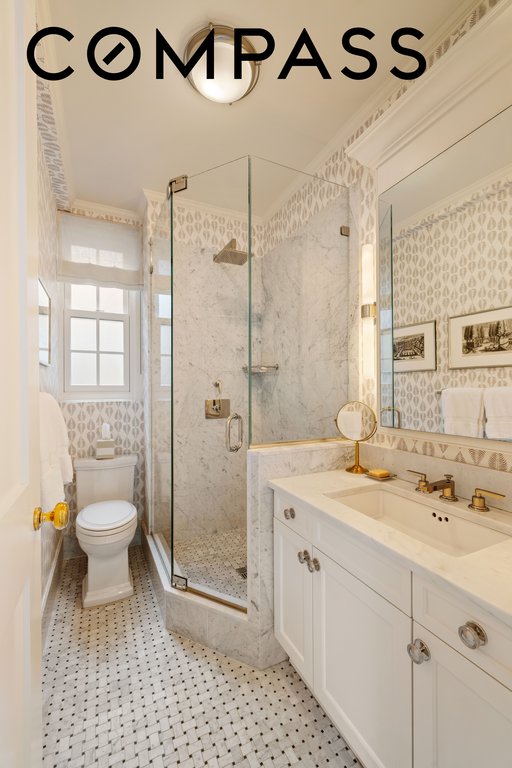 164 East 72nd Street, Unit 13B photo 9