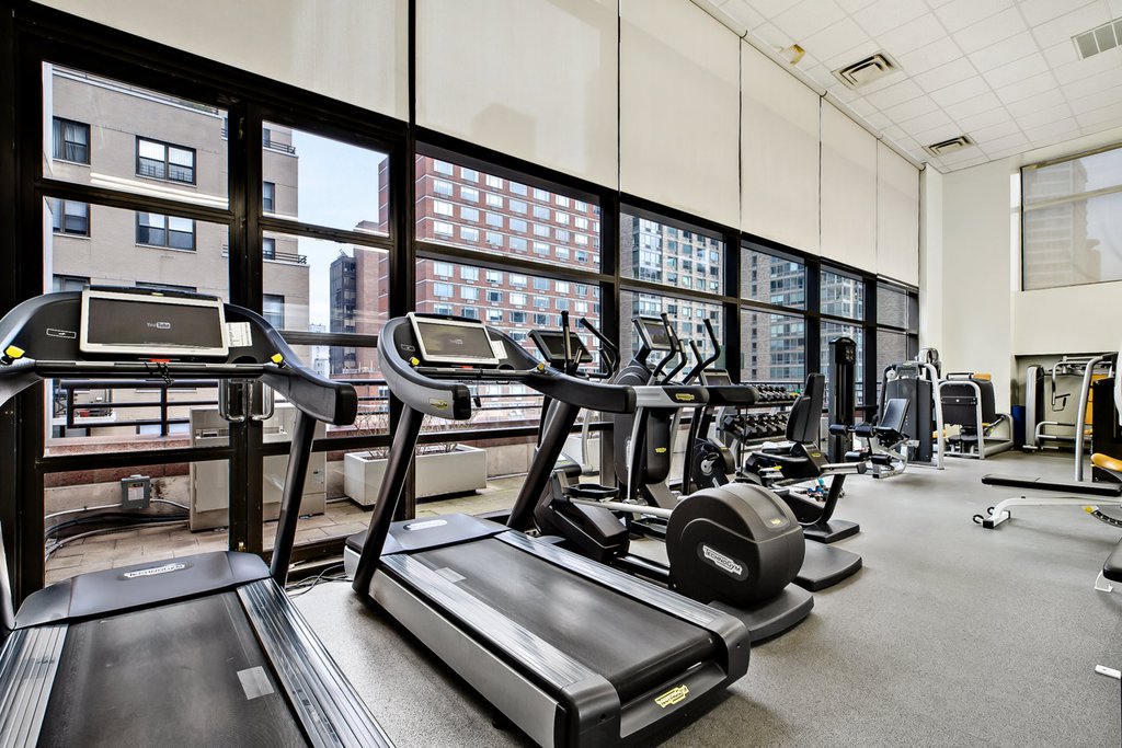 160 West 66th Street, Unit 24J photo 22