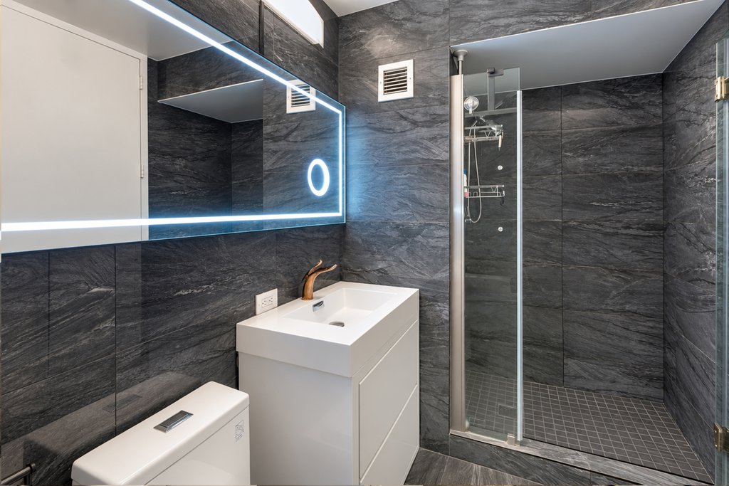 160 West 66th Street, Unit 24J photo 5