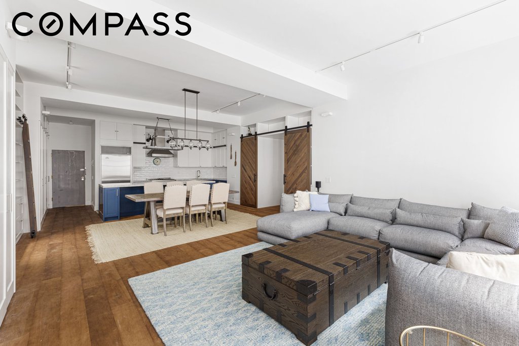 30 East 10th Street, Unit 6S photo 4