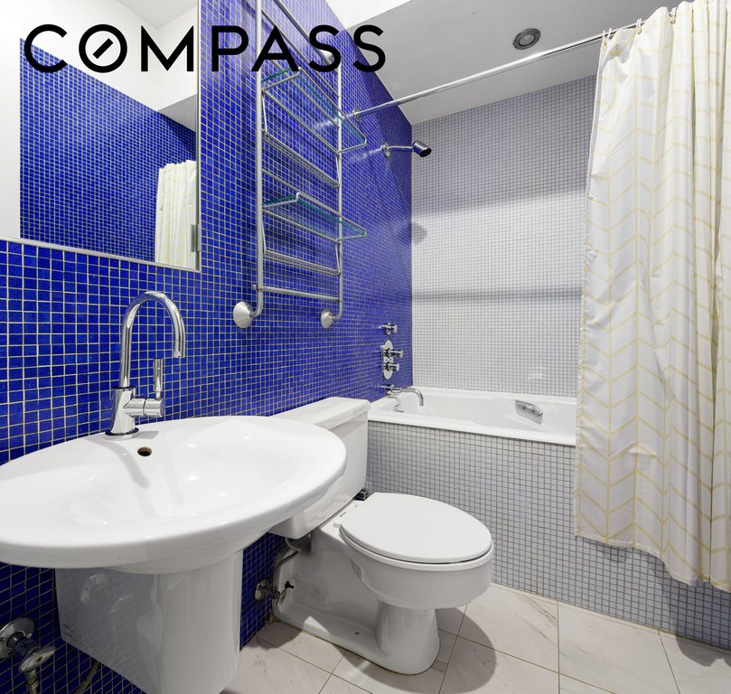 30 East 10th Street, Unit 6S photo 10