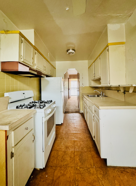 1842 Schieffelin Avenue, Unit TWN photo 17