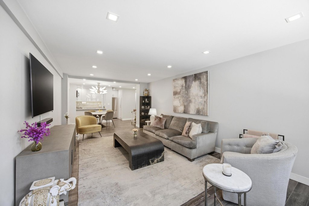 211 East 53rd Street, Unit 4K