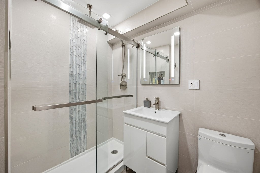 211 East 53rd Street, Unit 4K photo 11