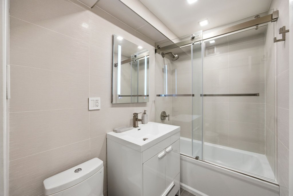211 East 53rd Street, Unit 4K photo 15