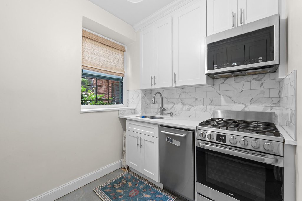 34-20 79th Street, Unit 1 photo 4