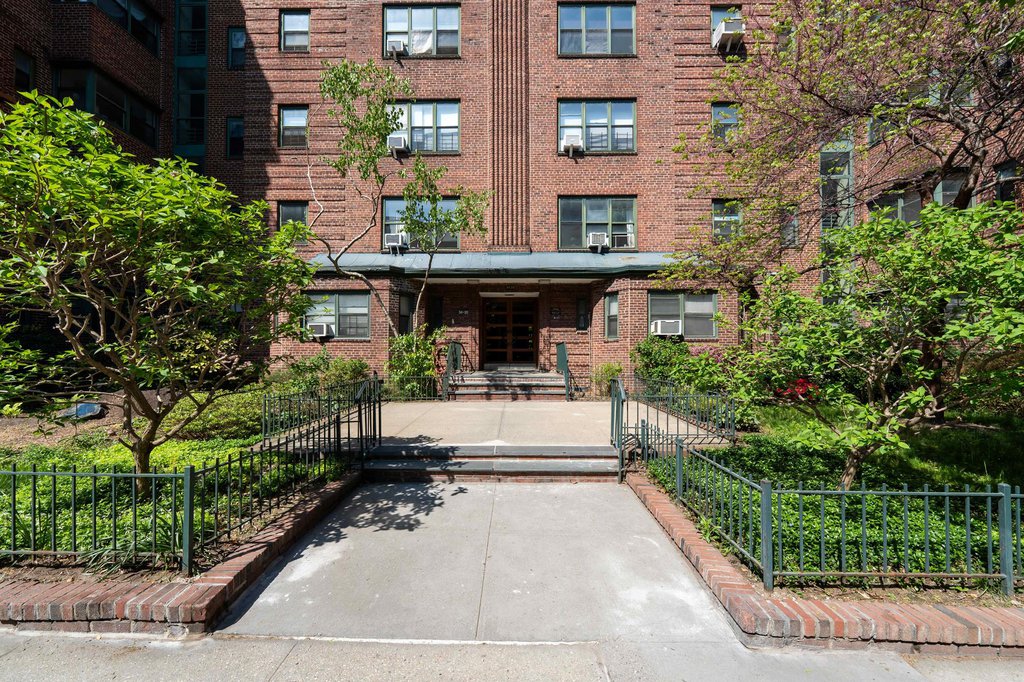 34-20 79th Street, Unit 1 photo 7