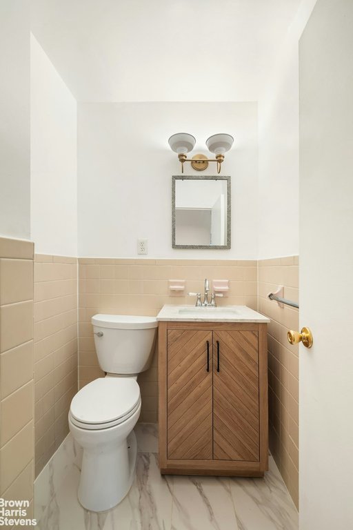 90 Beekman Street, Unit 3J photo 6