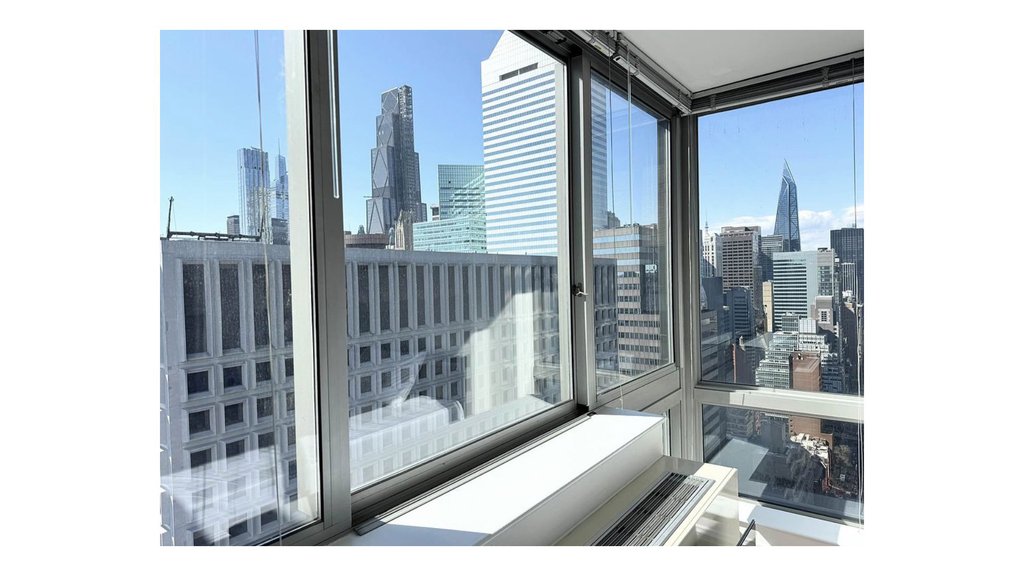 235 East 55th Street, Unit PHC photo 3