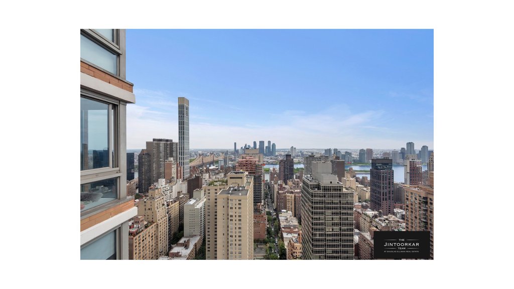 235 East 55th Street, Unit PHC