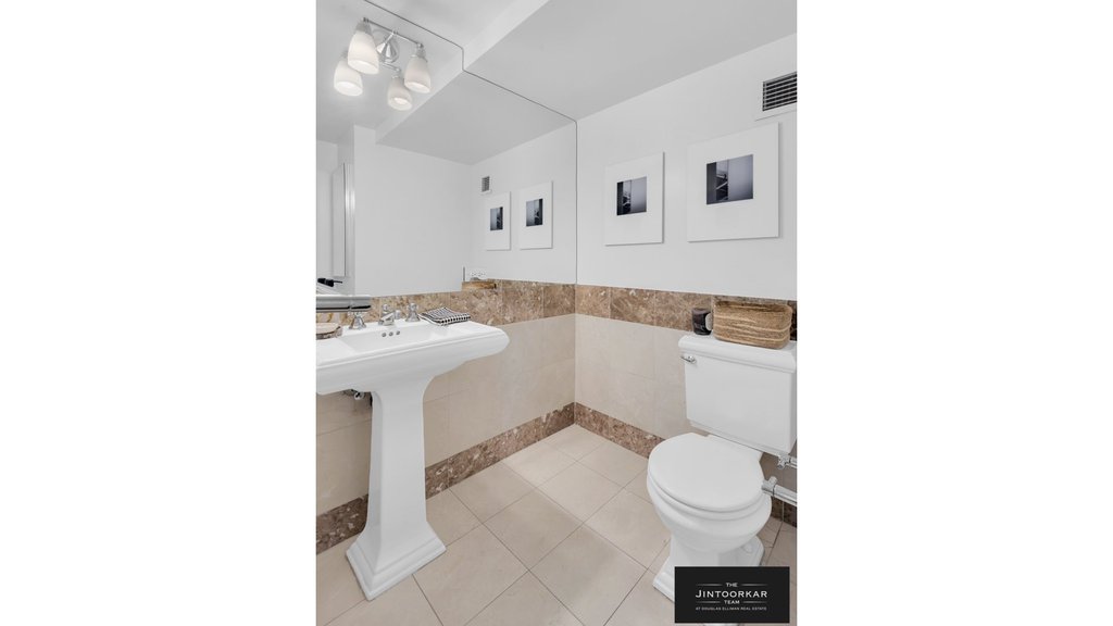235 East 55th Street, Unit PHC photo 10