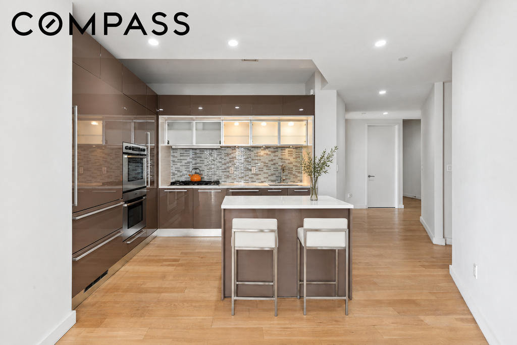 75 Wall Street, Unit 36O photo 4