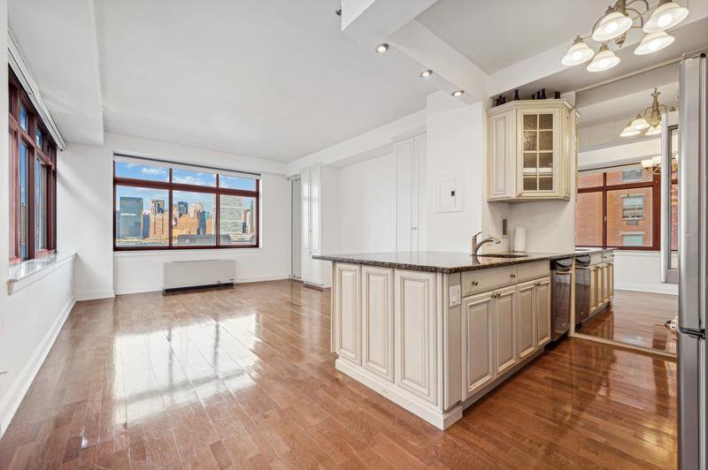 4-74 48th Avenue, Unit 5A