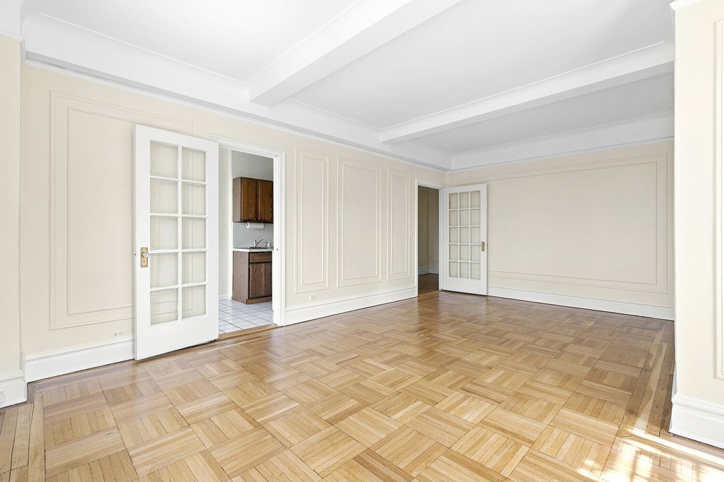 467 Central Park West, Unit 14E photo 9