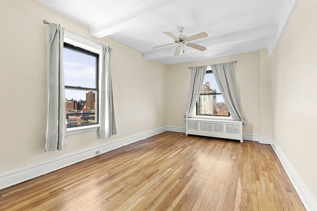 467 Central Park West, Unit 14E photo 11