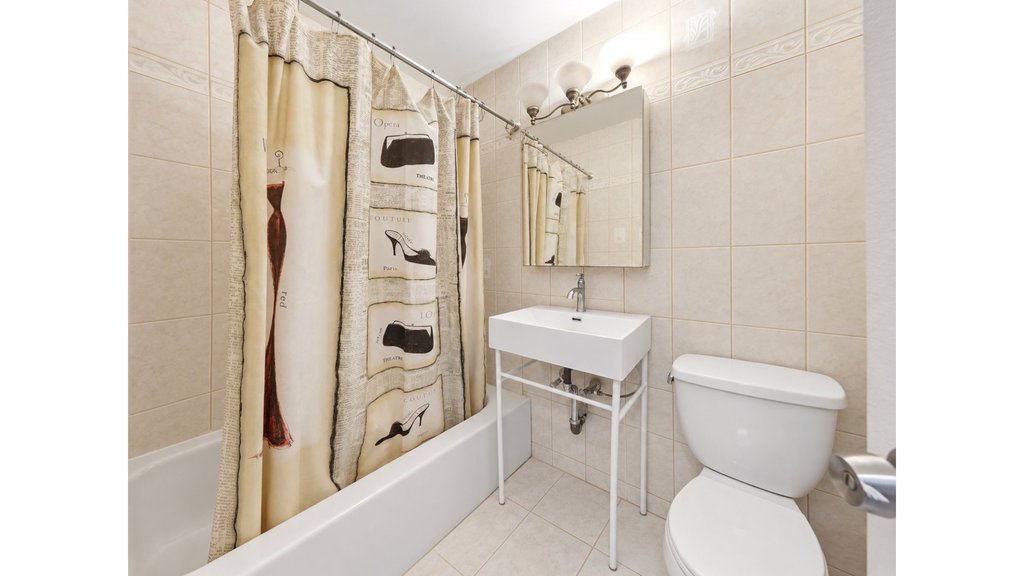 555 Kappock Street, Unit 25T photo 14