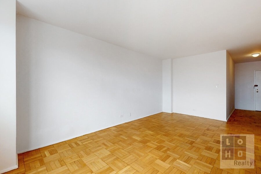 570 Grand Street, Unit H1603 photo 4