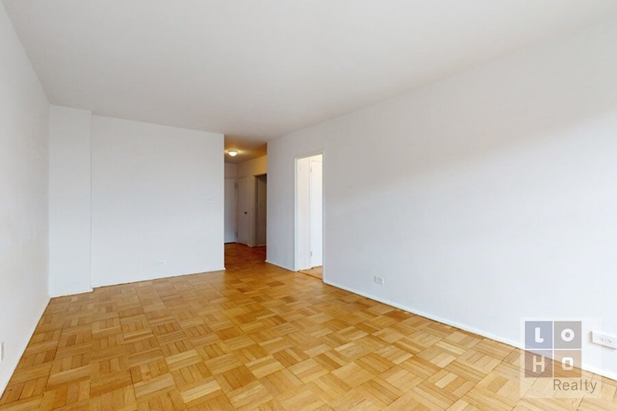 570 Grand Street, Unit H1603 photo 6
