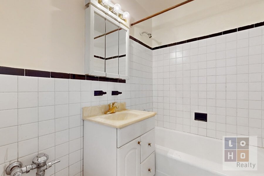 570 Grand Street, Unit H1603 photo 13