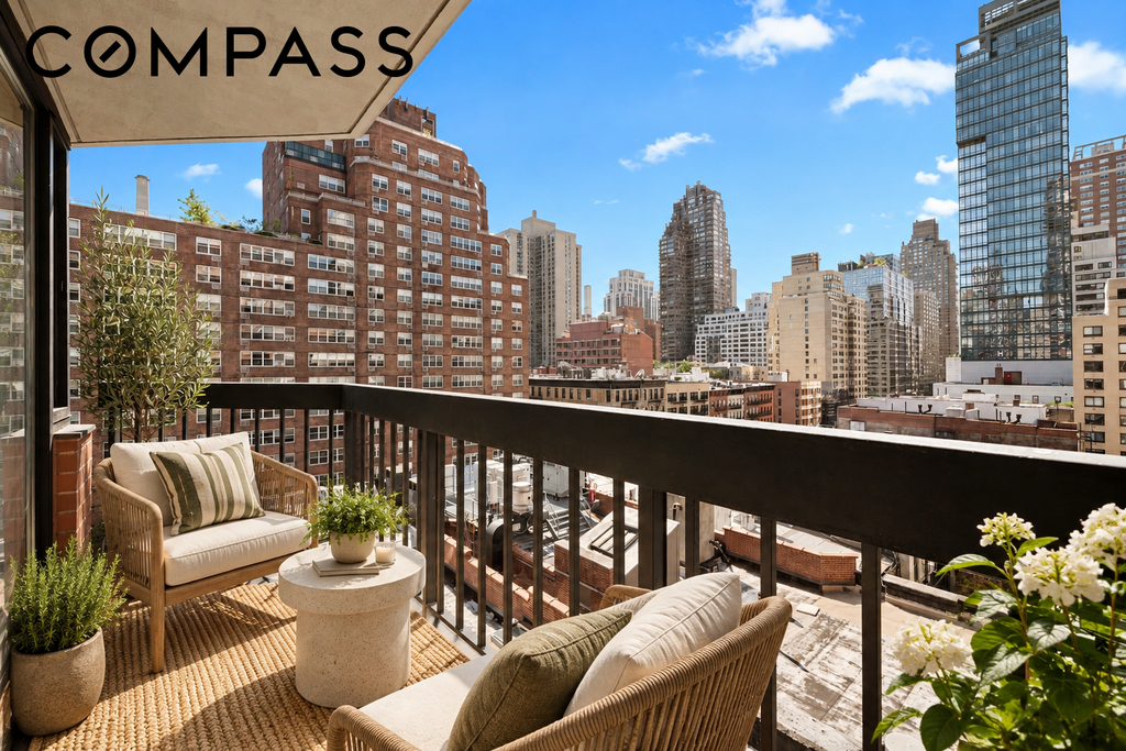 330 East 75th Street, Unit 8C photo 2
