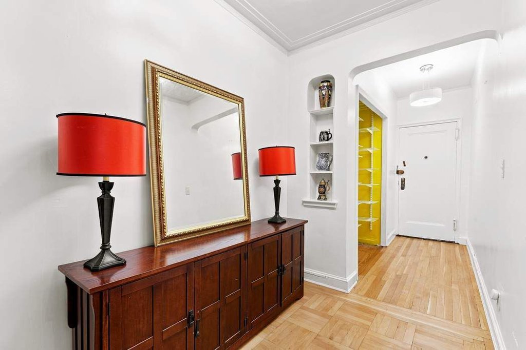 349 East 49th Street, Unit 5K photo 2