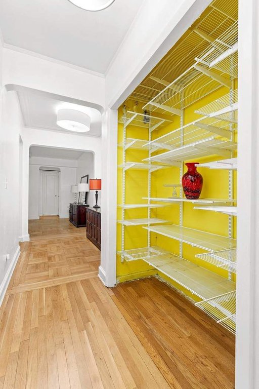 349 East 49th Street, Unit 5K photo 4