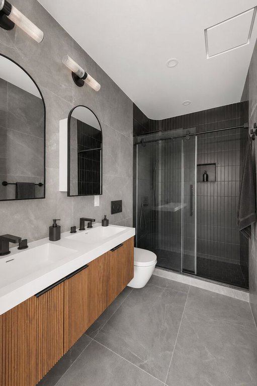 636 Lorimer Street, Unit 3A photo 8