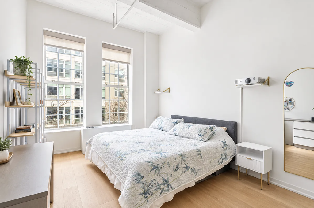 184 Kent Avenue, Unit D319 photo 4