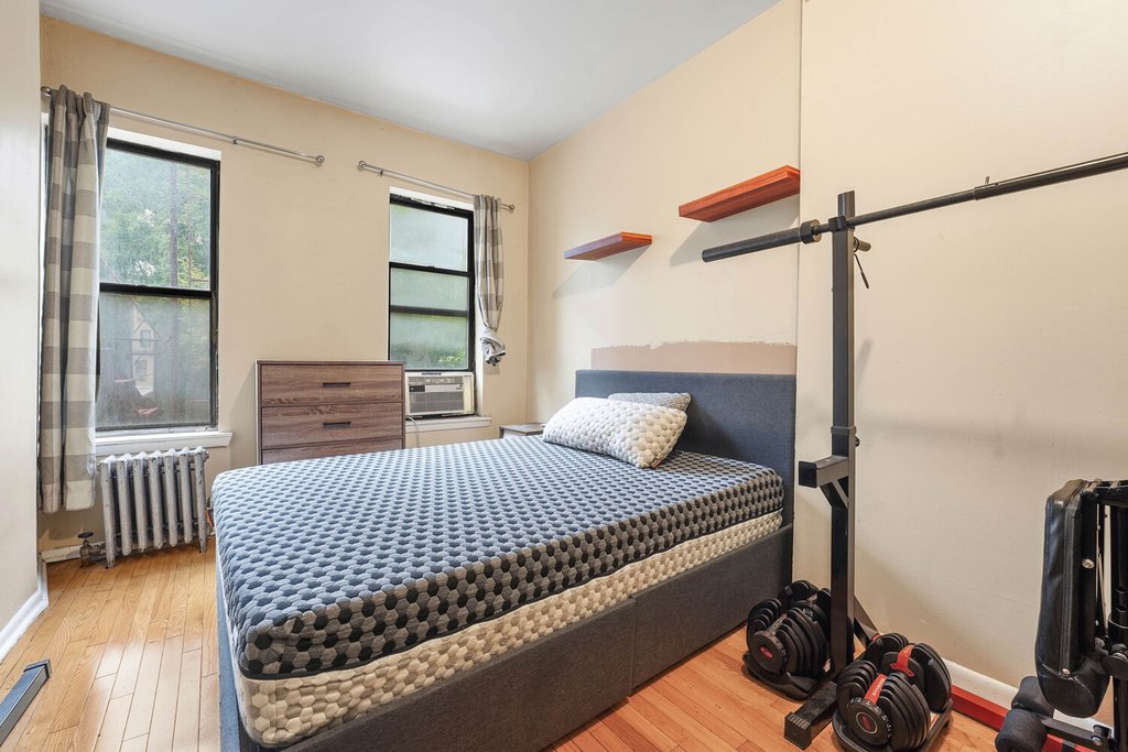 424 East 115th Street, Unit 2B photo 3