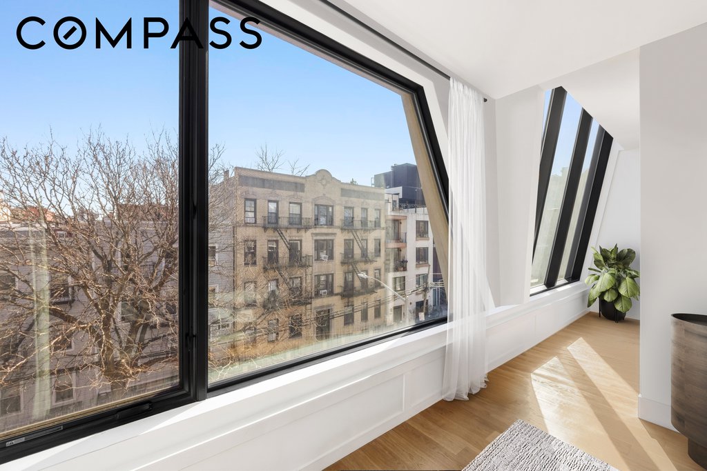 205 Freeman Street, Unit 4 photo 9