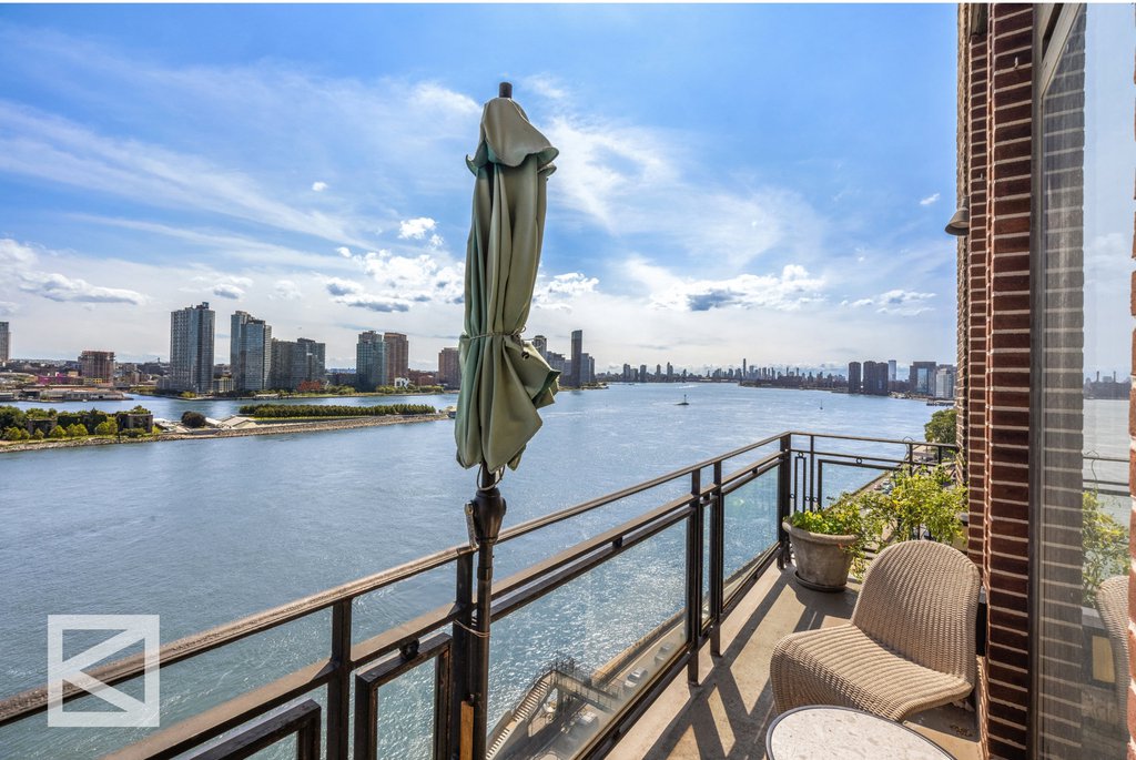 450 East 52nd Street, Unit 10 photo 6