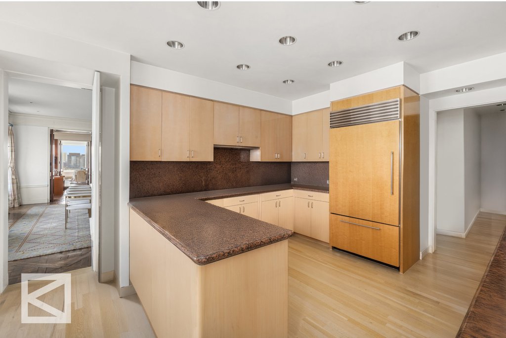 450 East 52nd Street, Unit 10 photo 19