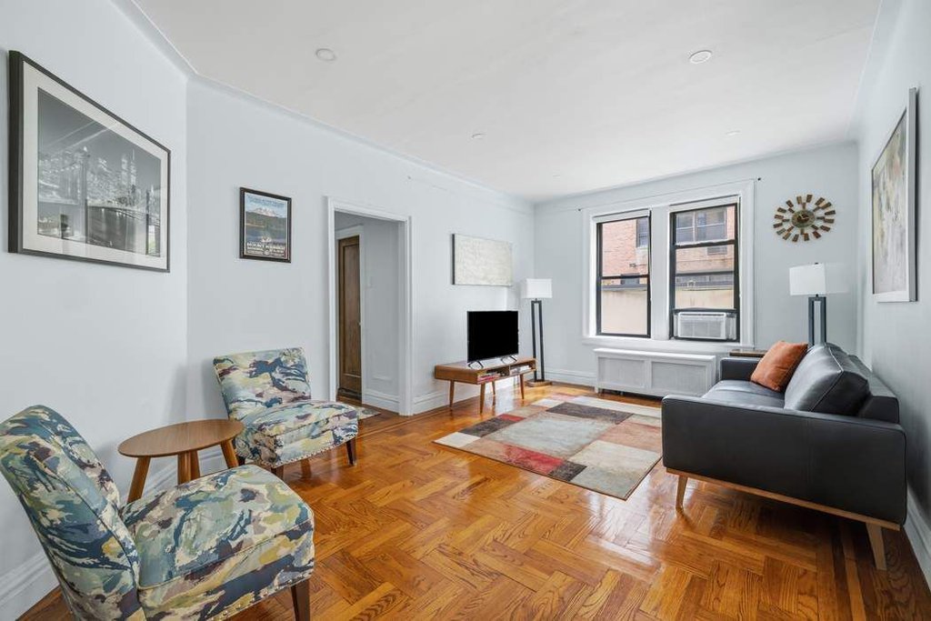 230 East 71st Street, Unit 1B