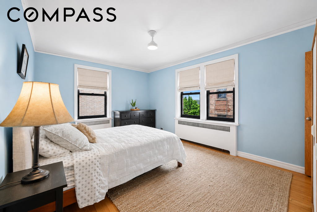 350 Cabrini Boulevard, Unit 3E photo 7