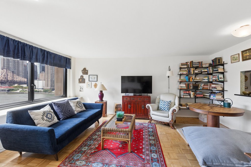 531 Main Street, Unit 1007 photo 2