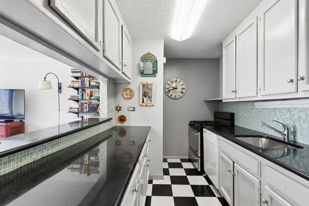 531 Main Street, Unit 1007 photo 3