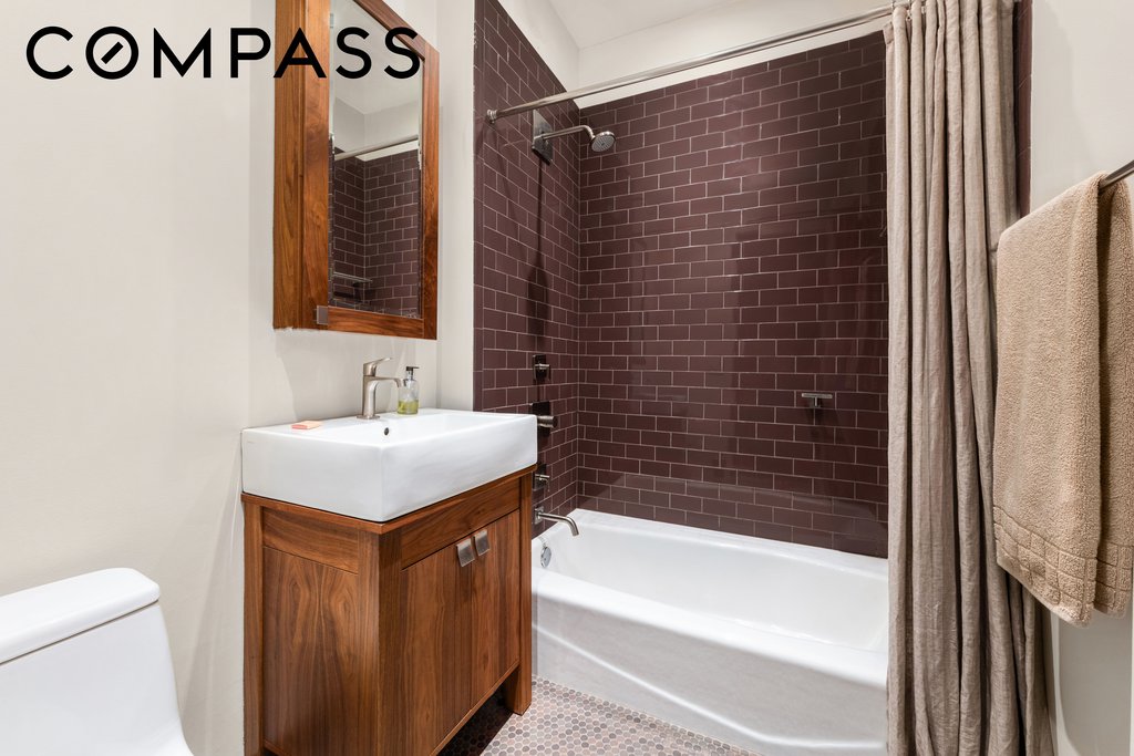 252 Seventh Avenue, Unit 9D photo 15